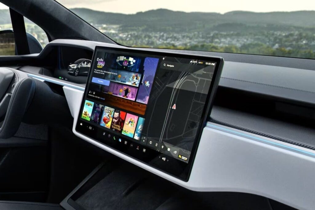 Why Automakers Are Replacing Knobs and Buttons With Touchscreens tesla model x interior touchscre